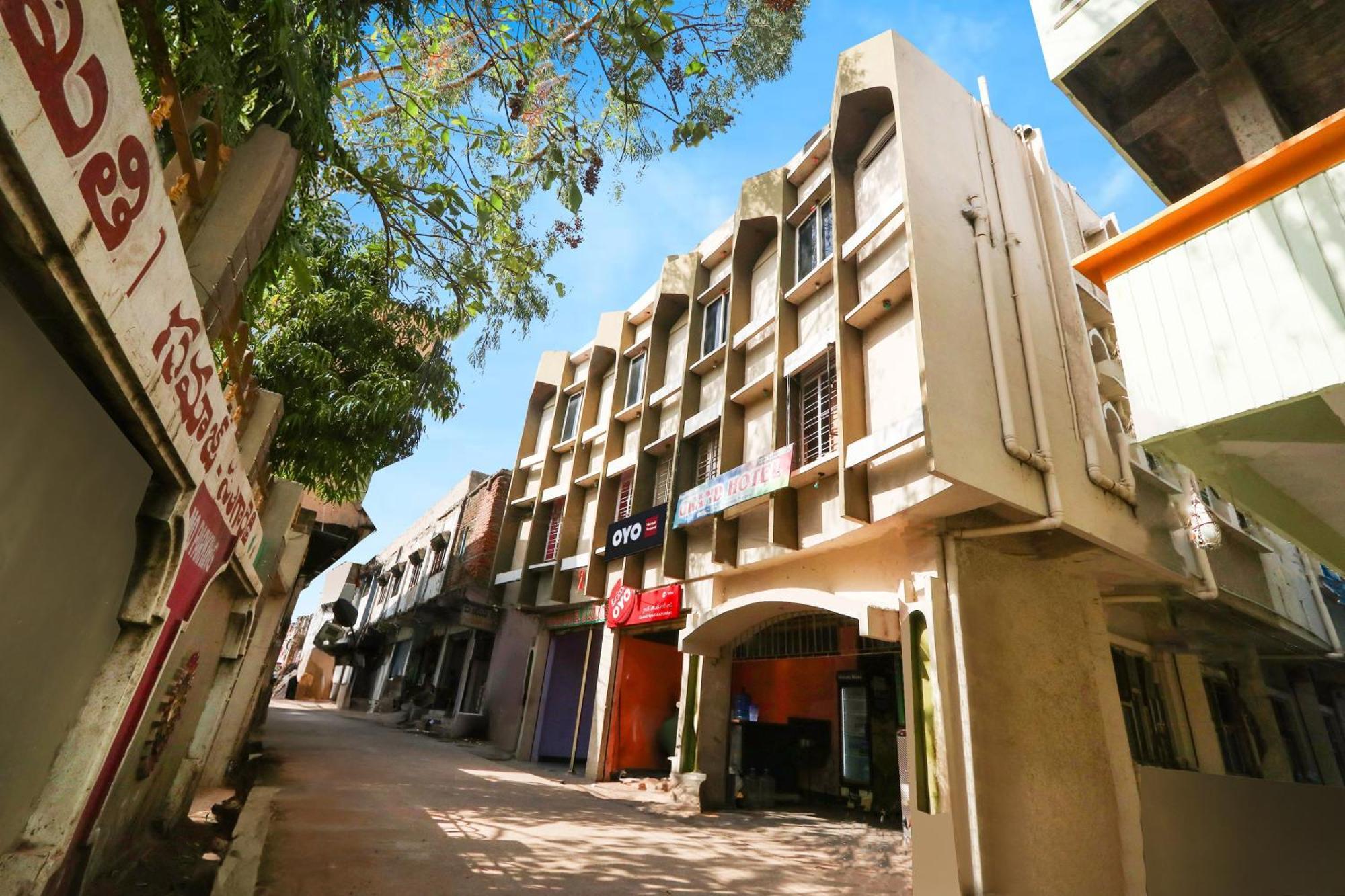 Hotel O Grand Hotel And Lodge Sangareddy エクステリア 写真